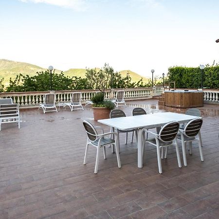 Villa Marina Cava deʼ Tirreni Eksteriør billede