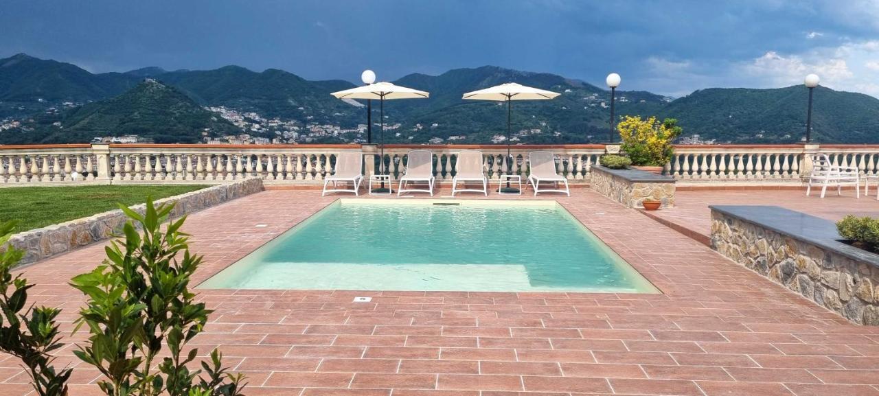 Villa Marina Cava deʼ Tirreni Eksteriør billede